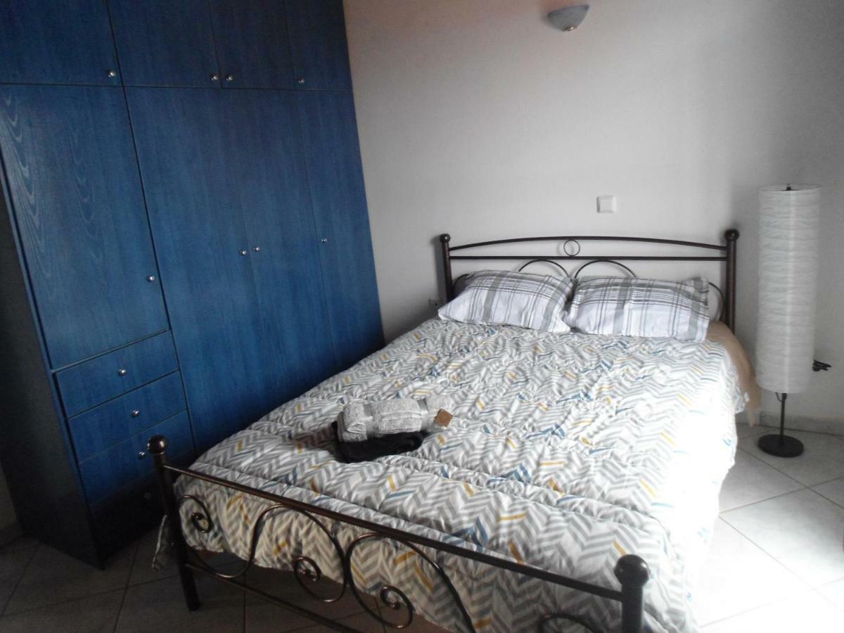 Sunny Apartment 15 Min From Airport And Sea 아르테미다 외부 사진