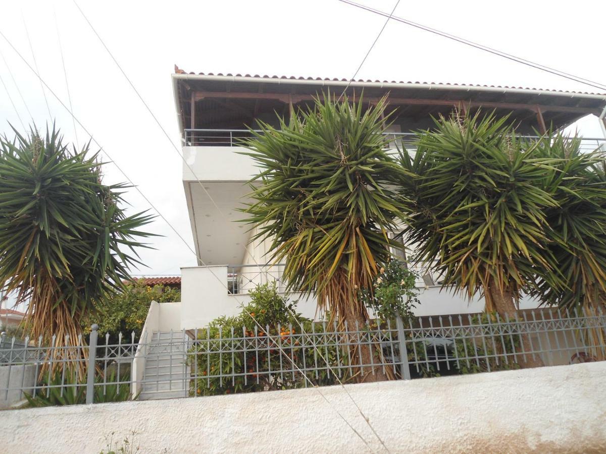 Sunny Apartment 15 Min From Airport And Sea 아르테미다 외부 사진