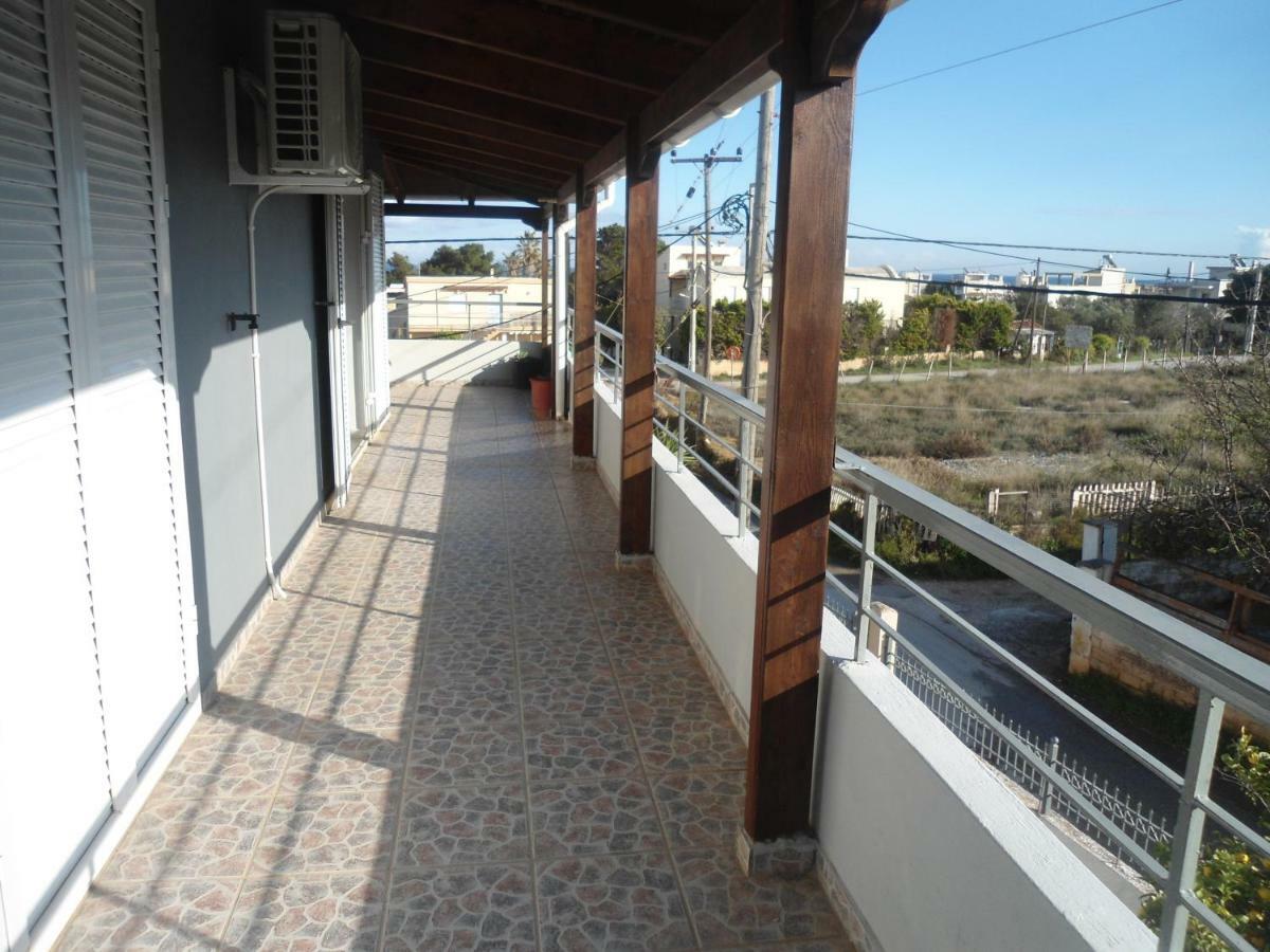 Sunny Apartment 15 Min From Airport And Sea 아르테미다 외부 사진